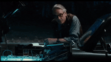 LaComikeria justice league alfred comikeria GIF