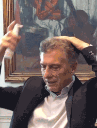 Macri Cuidado GIF