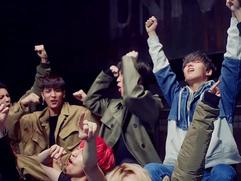 K-Pop Runaway GIF by PENTAGON by cube_ptg