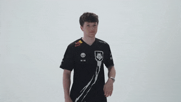 Look Looking GIF by G2 Esports