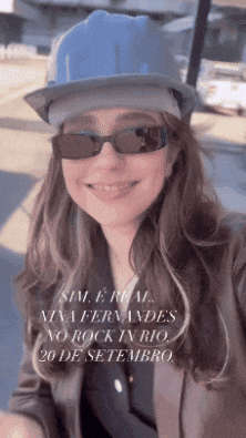 Nina GIF