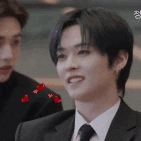 Stray Kids Lee Know GIF