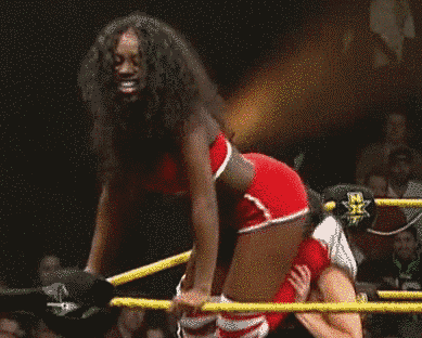 Fat ass naomi Naomi Russell