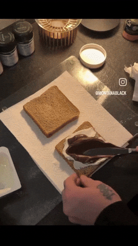 Toast Essen GIF