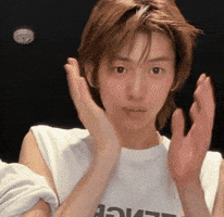 Juhoon GIF