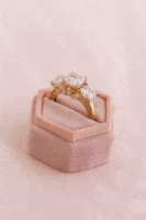 200.gif?cid=fc005b0841a60583e921f5f60656d3639d3e1747d81d0927&rid=200.gif&ct=g