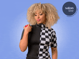 Hungry Apple GIF by Salon Line
