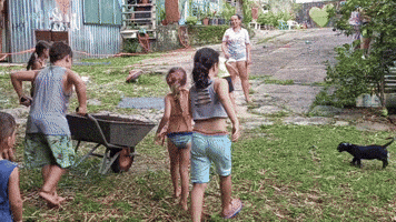 Children Amigos GIF by GIF CHANNEL - GREENPLACE PARK