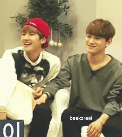 Exo Baekchen GIF
