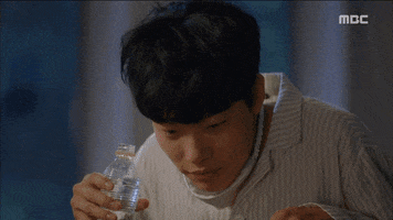 lilyyu  GIF