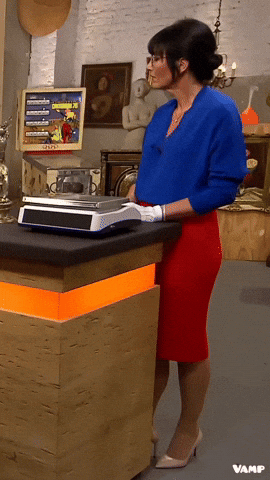 giphy.gif
