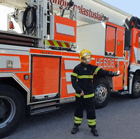 200.gif?cid=fc005b087f31d43aab6f74f90906781a7859c284b8b17e7e&rid=200.gif&ct=g