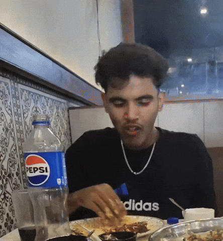 Foodie Funda GIF