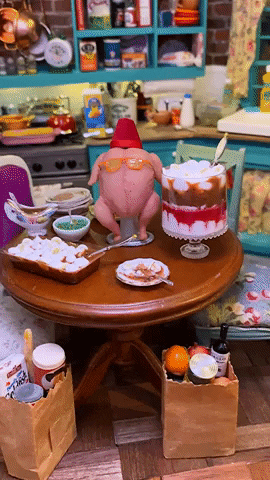 Friends Thanksgiving GIF by Storyful
