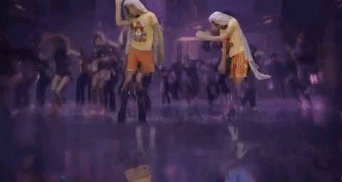 giphy.gif?cid=4d1e4f298f48c92f180bc31725