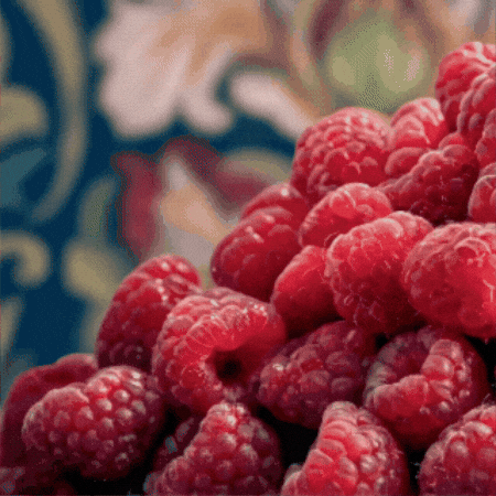 Usa Fruit GIF by Lindemans