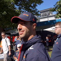  Daniel Ricciardo saying Nico Huuulkenberg 