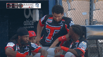 200.gif?cid=fc005b0853f20b4800ad4c102c526cb0b5bb0148078d0743&rid=200.gif&ct=g