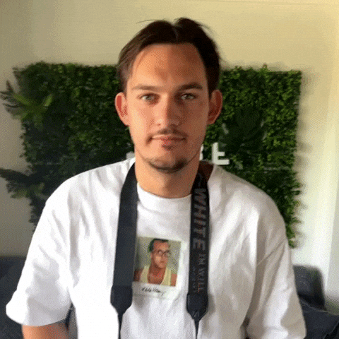Hibe media GIF