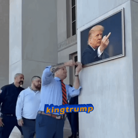 Kingtrump GIF