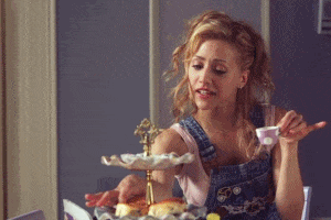 eating tea brittany murphy tea party uptown girls