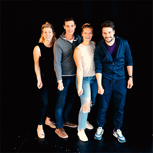 GIF by mantro