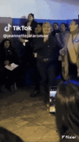 giphy.gif