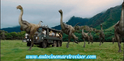arturoaqualungo #jurassicworld #autocinema #teotihuacan #autocinemaretrovisor GIF