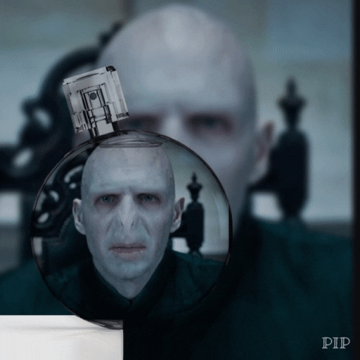 ralph fiennes GIF PrimoGIF