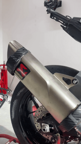 Akrapovic GIF by Moto-Vision