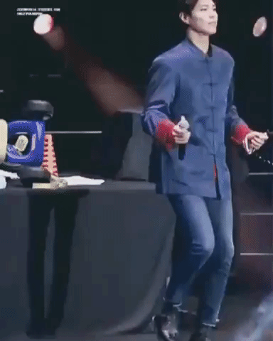 nathapornotangwattanakuncho  GIF