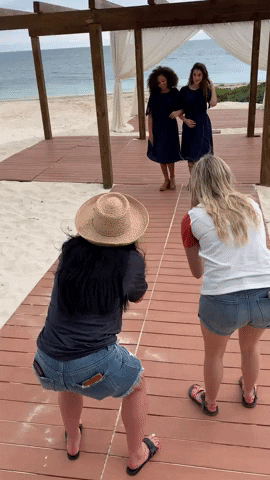 Model Cancun GIF