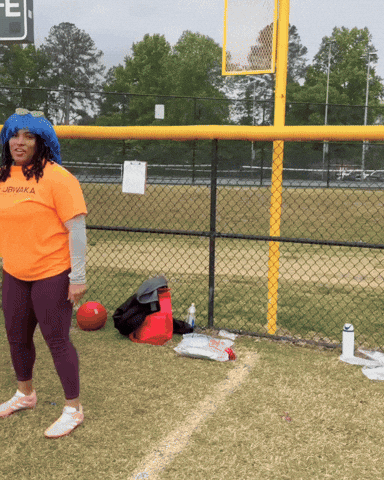 Cheering Wigs GIF by CLUBWAKA