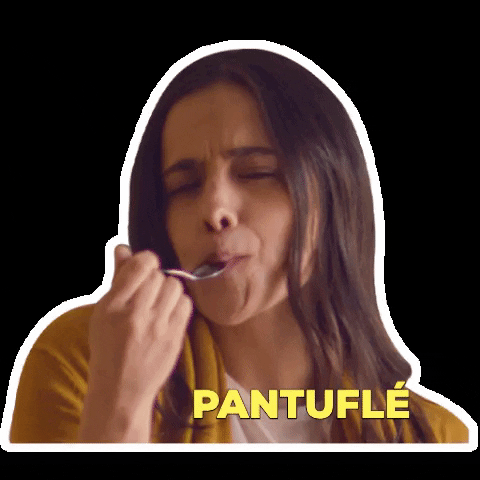 Chandelle Nestlé GIF