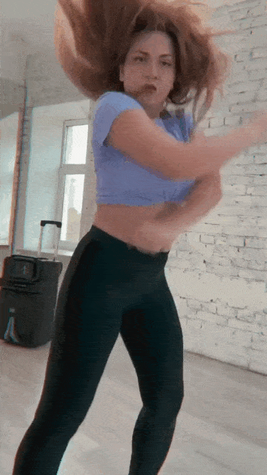 Hot Women In Yoga Pants Gif Hot Women In Yoga Pants Gif