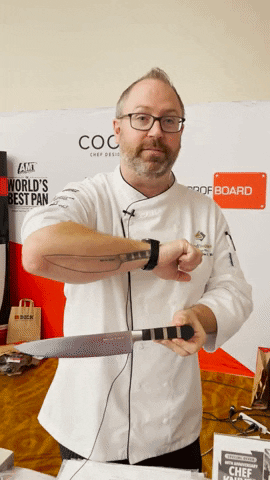 Chef Knife GIF by CookUP