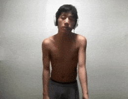 신태일 GIF