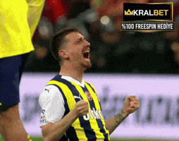 Mert Hakan Yandaş GIF by Kral Bahis