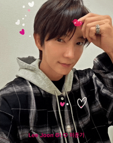 Lee Joon Gi Love GIF