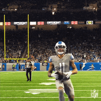Arms Up To The Sky Gifs Get The Best Gif On Giphy