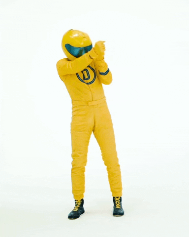 Pohyblivý gif s mužem ve žlutém obleku a helmě s nápisem "Time to party!". 