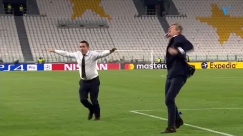 giphy.webp?cid=6c09b952ud291cfek26pgwd0gf4p4z6xgyi5zue9ekegsh0d&ep=v1_internal_gif_by_id&rid=giphy.webp&ct=g