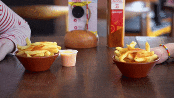 chips periperi GIF