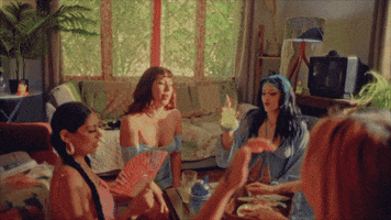 Party Friends GIF by Akatumamy