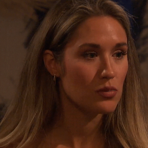 Bachelorette 19 - Gabby Windey - Rachel Recchia - Sept 13 - *Sleuthing Spoilers* - Page 10 Giphy.gif?cid=ecf05e472124aae0307f34c4aca0dc5a114883c393bf3d81&rid=giphy
