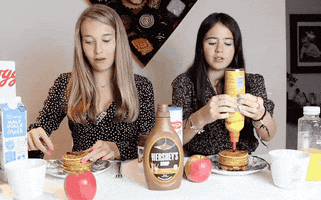 lets eat friends GIF by Girlys Blog
