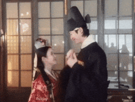Iu 아이유 GIF
