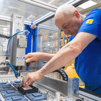 SplusS Regeltechnik GIF