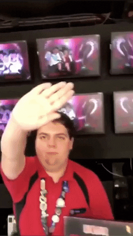 giphy.gif?cid=5e214886e5527602120b3788bc1d6d41363318bede8a9020&rid=giphy.gif&ct=g