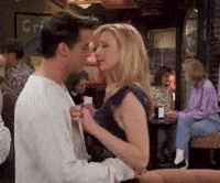 Phoebe-and-rachel GIFs - Get the best GIF on GIPHY